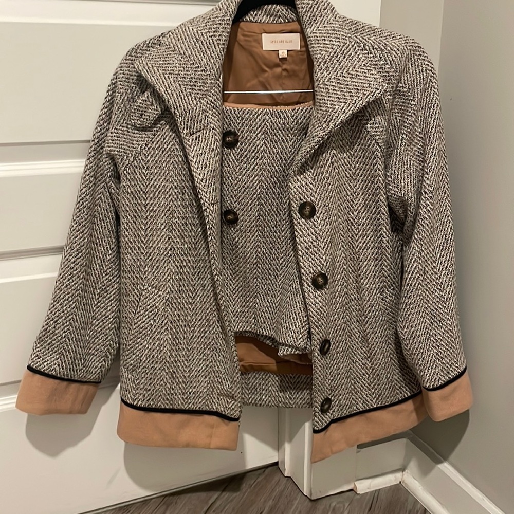 Jacket & skirt set